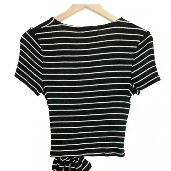Project Social T Urban Outfitters Black White Striped Cap Sleeve Wrap Top Size S - Picture 7 of 11